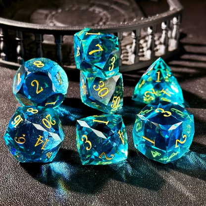 Ensemble de 7 Dés en Résine Prismatique -